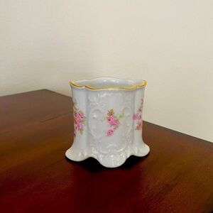 Vintage Schumann Arzberg Bavaria Bridal Rose Vase/Golden Crown E&R 1886